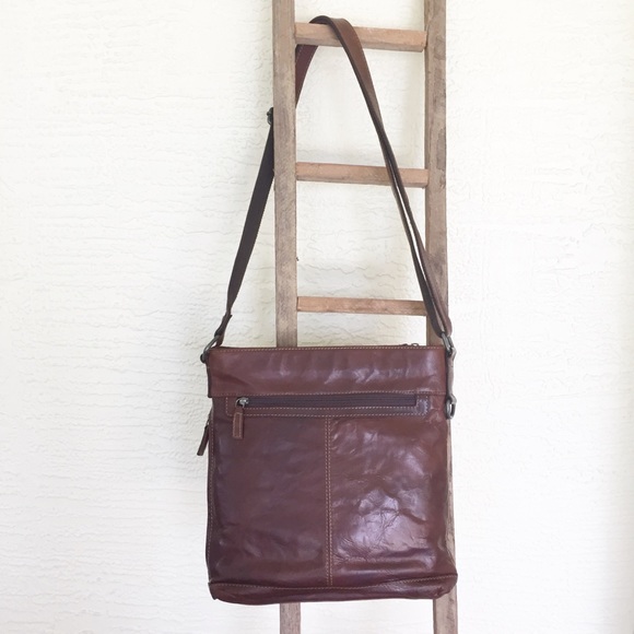 Jack Georges Handbags - Jack George’s Distressed Leather Crossbody Purse